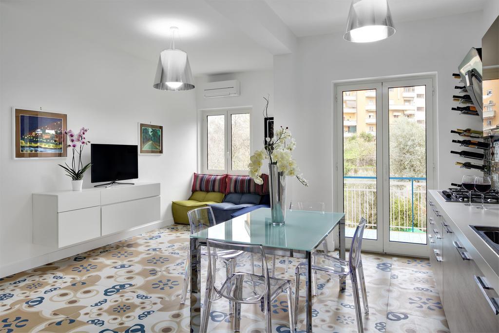Caruso 2 By Villasandco Rentalsorrento Room photo